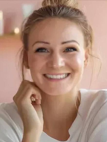 Lenka Hanzelková