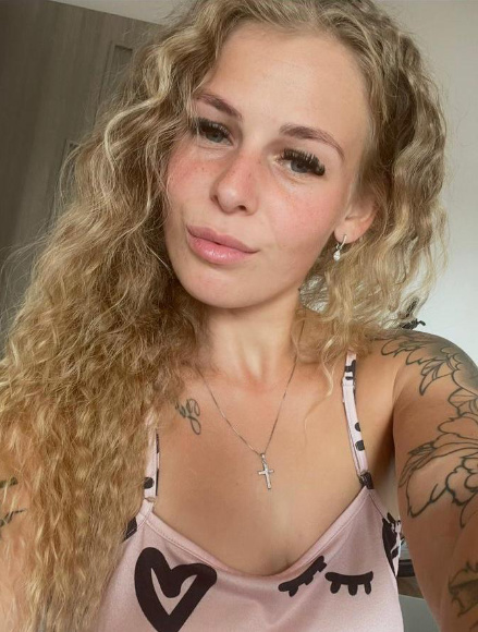 Marie Němcová ,
 kadeřnice